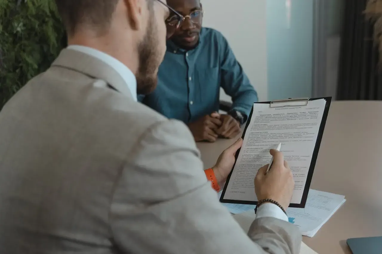 Guide complet rédiger une offre d'emploi efficace 2026, 4 leviers et conformité L.1132-1